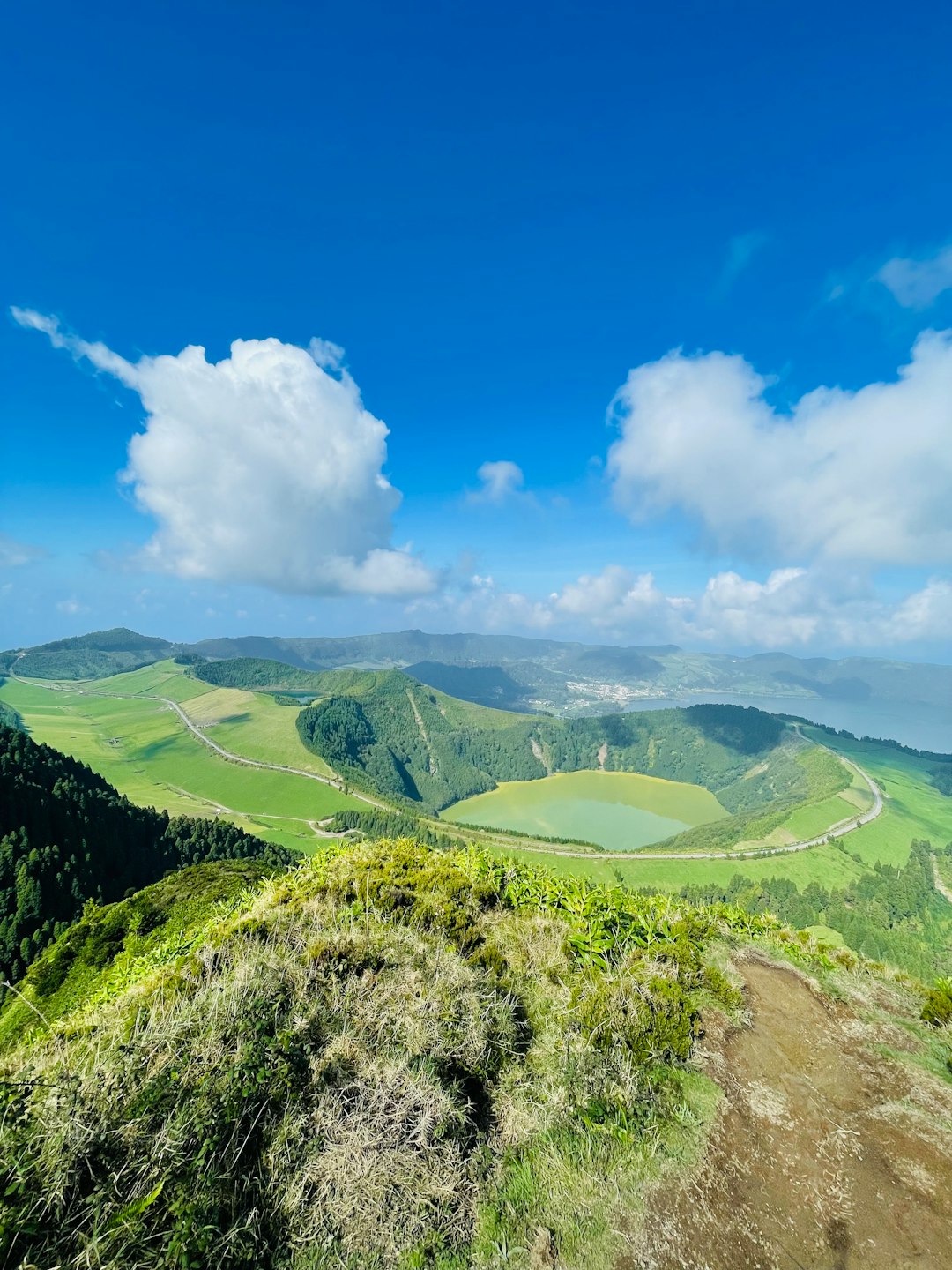 What is the process for selling Hawaii land for cash money?